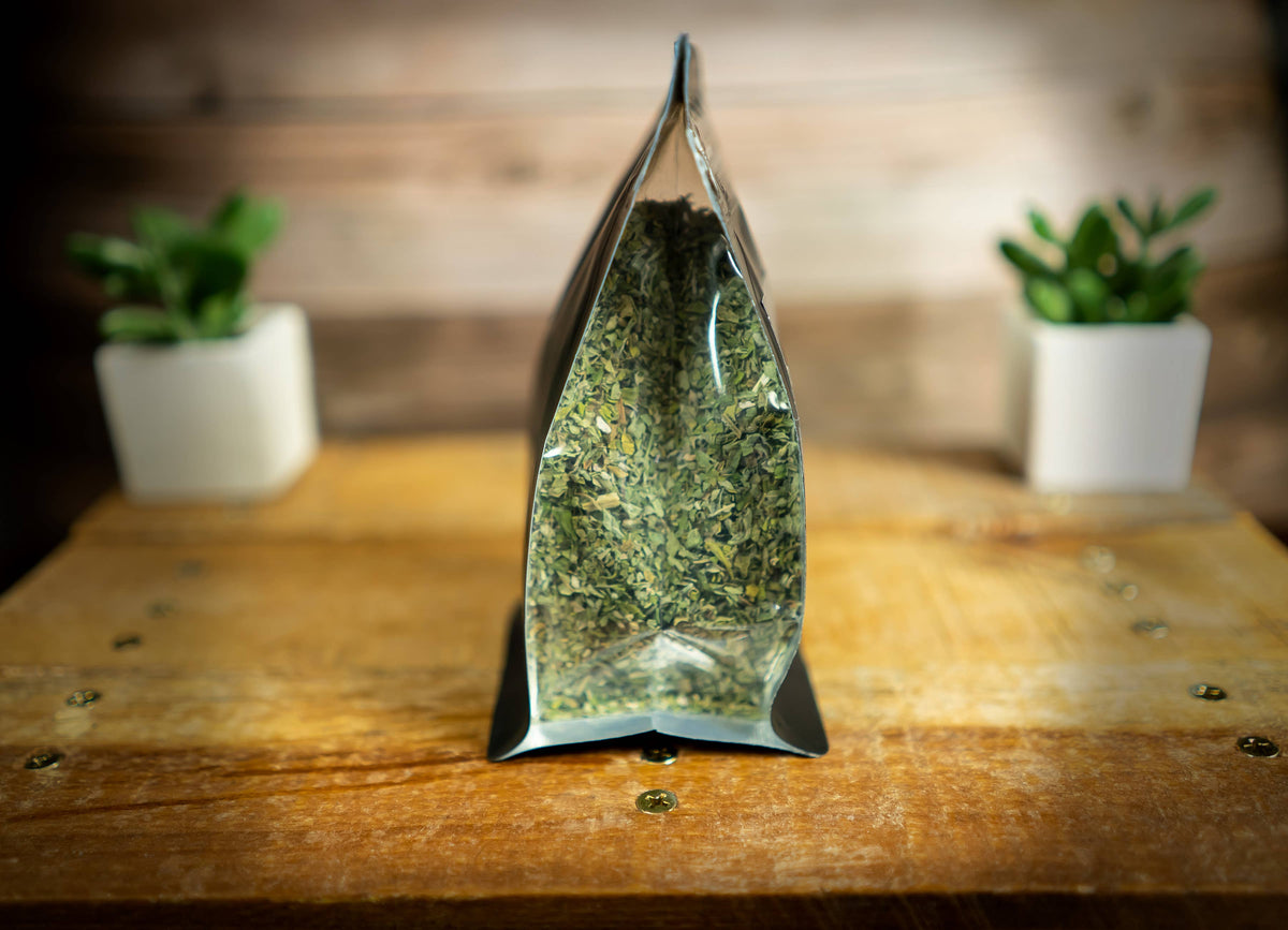 Clear side window showing the premium organic leaf and flower catnip inside the pouch.