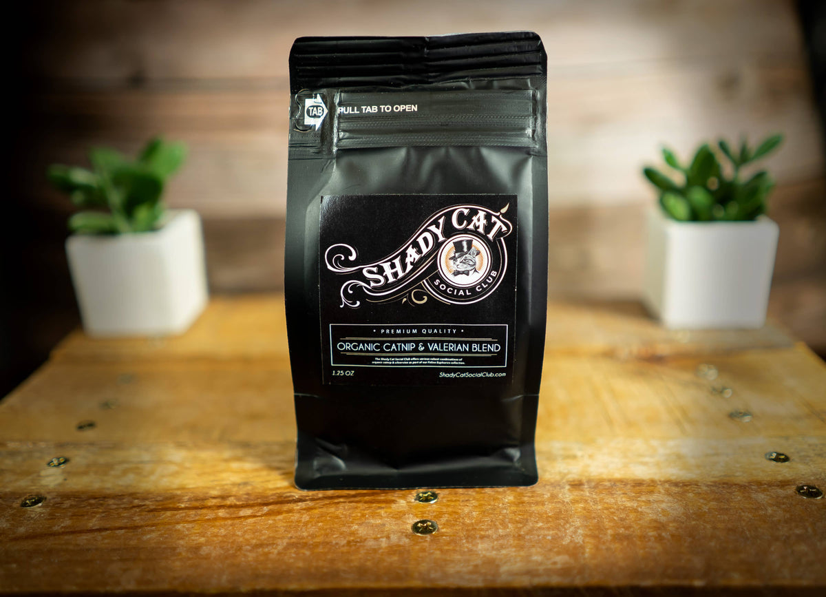 Organic Catnip & Valerian Blend bag – alternate front product view