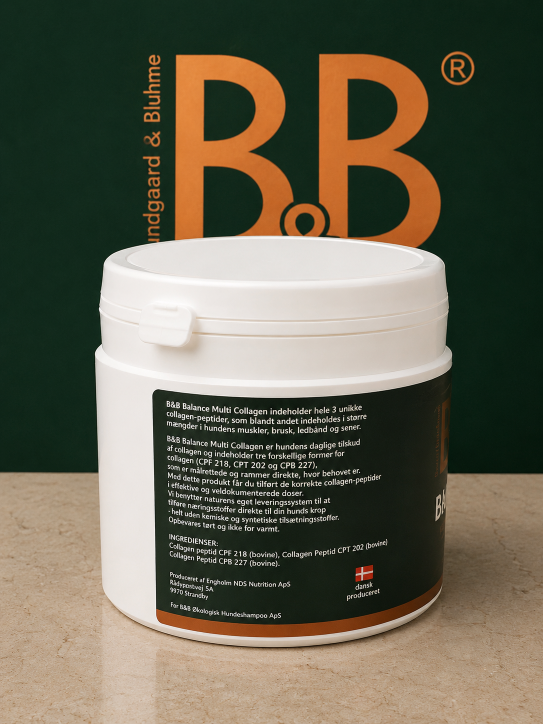 Back label of B&B Balance showing product information, three bovine collagen peptides, Danish manufacturer details and Made in Denmark marking