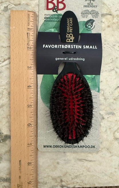 B&B Favorite Brush Small shown next to a ruler for size reference