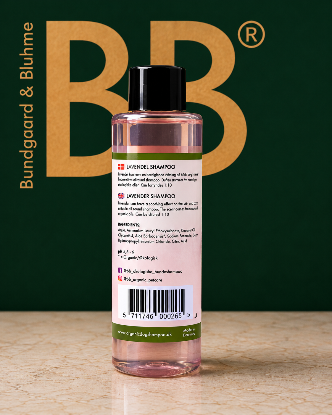 Back label of B&B Organic Lavender Shampoo for Dogs 100 mL showing product information and ingredients